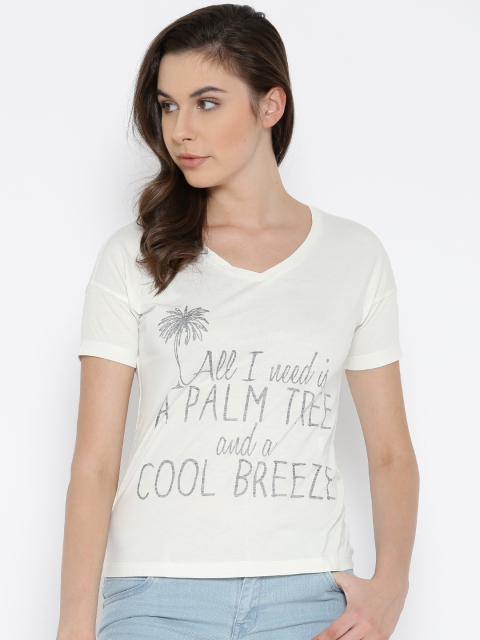 

Vero Moda Off-White Printed T-shirt