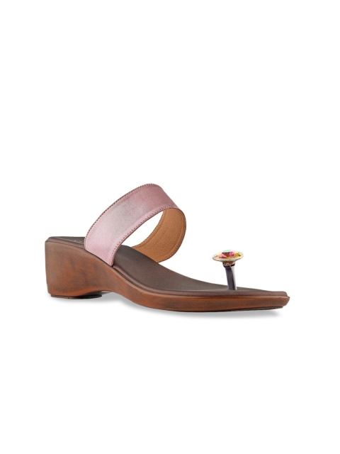 

NECTAR KICKS Women Pink Solid Sandals