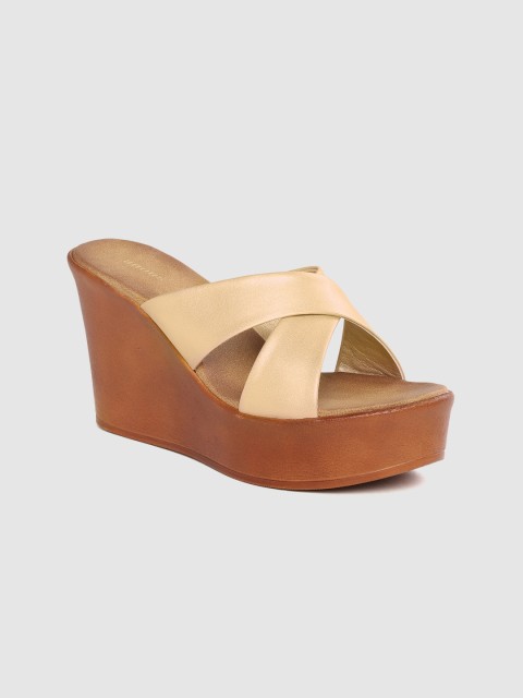 

Anouk Women Gold-Toned Solid Wedges