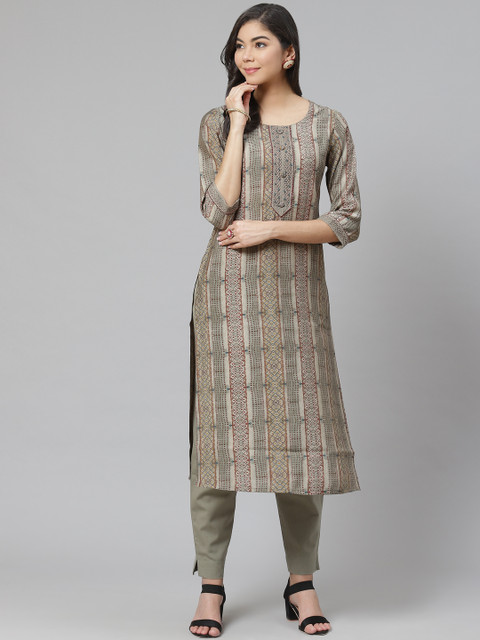 

PIROH Women Grey & Maroon Printed Kurta with Trousers