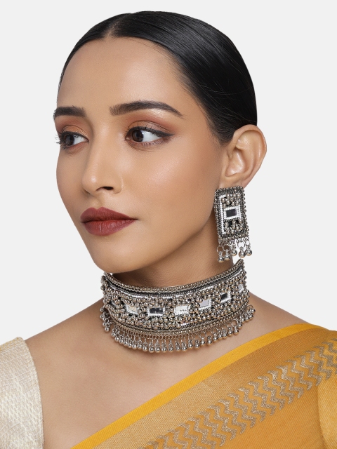 

Justpeachy Silver Plated Mirror Studded Choker Jewellery Set