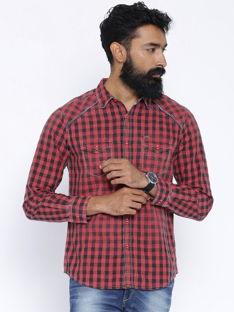 

SPYKAR Red & Navy Checked Casual Shirt