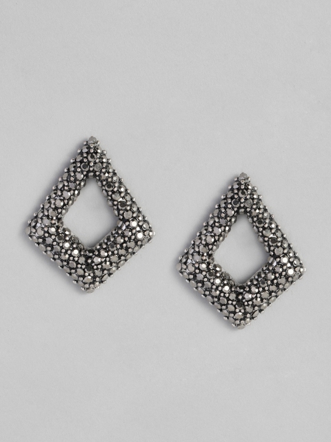 

justpeachy Metallic Triangular Studs