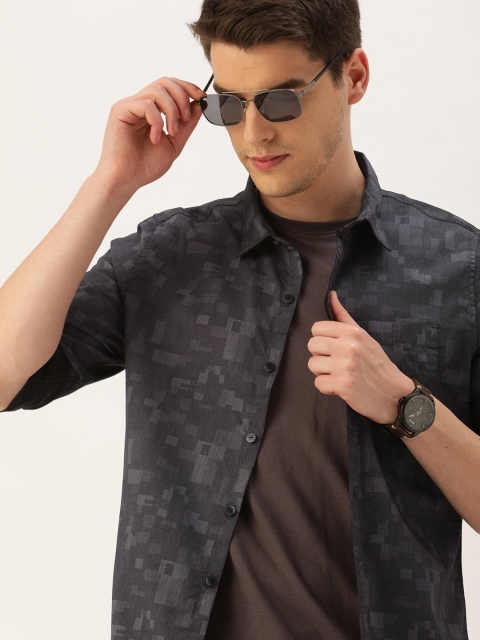 

SINGLE Men Black & Grey Slim Fit Printed Casual Shirt