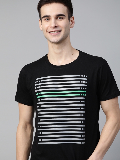 

HERENOW Men Black White Striped Pure Cotton T-shirt