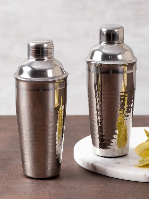 

nestroots Set Of 2 Silver-Toned Hammered Stainless Steel Cocktail Shaker