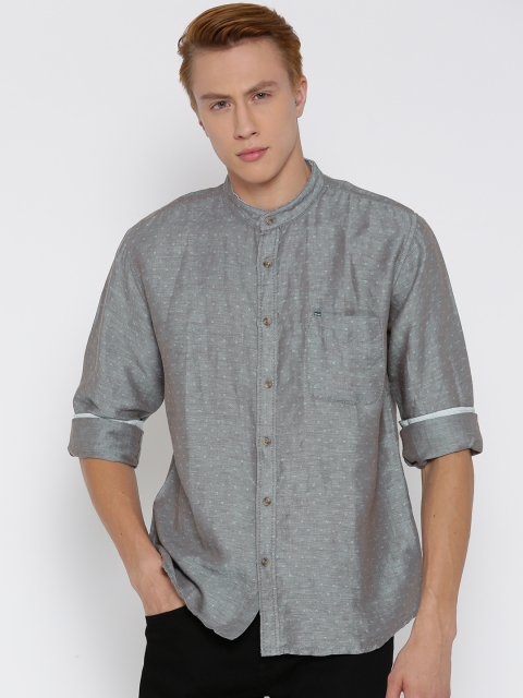 

Pepe Jeans Men Grey Patterned Casual Shirt