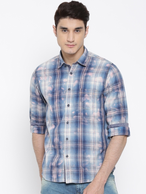 

Pepe Jeans Men Blue Checked Casual Shirt