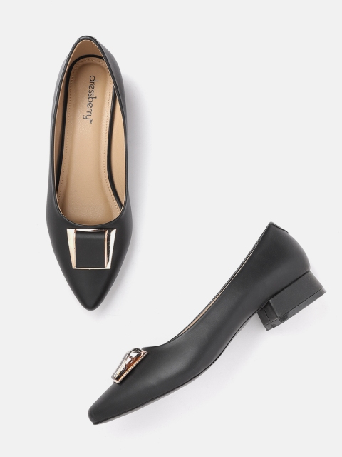 

DressBerry Women Black Solid Ballerinas