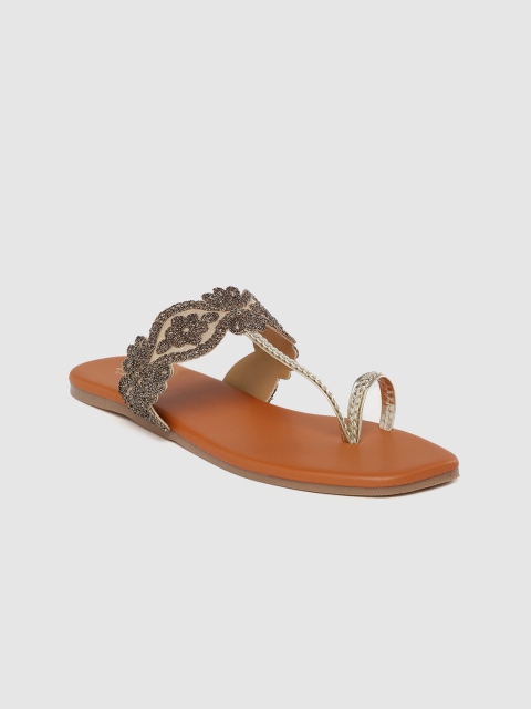 

Anouk Women Gold-Toned & Gun Metal-Toned Embellished Ethnic One Toe Flats