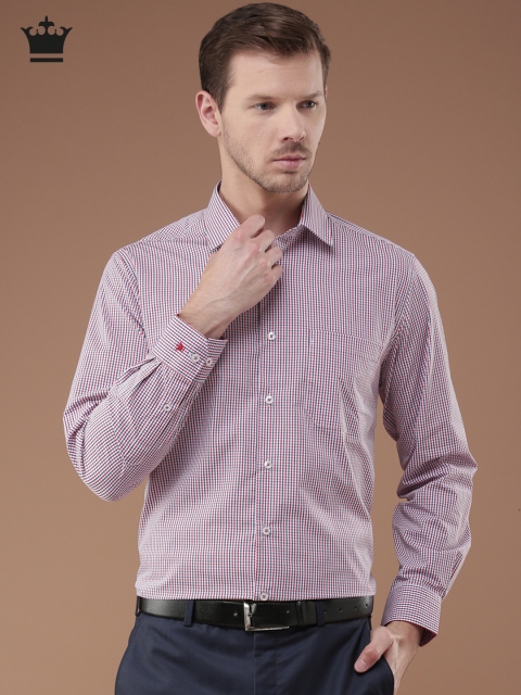 

Louis Philippe Men White & Navy Blue Milano Slim Fit Checked Formal Shirt