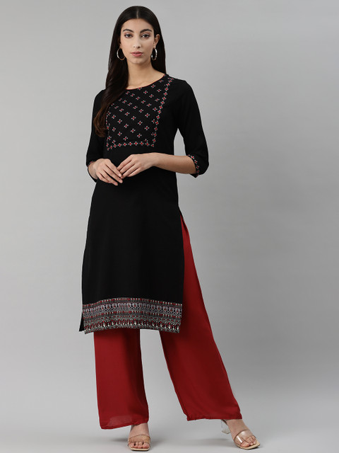 

aayusika Women Black & Red Yoke Design Thread Work Kurta
