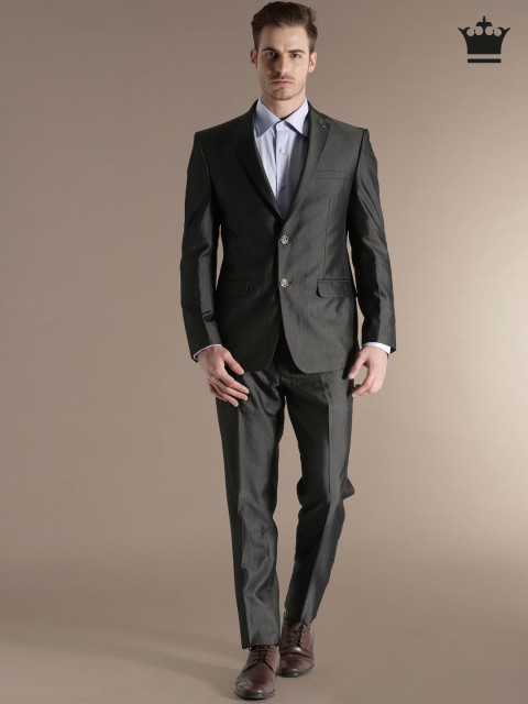

Louis Philippe Charcoal Grey Ultra Fit Single-Breasted Suit
