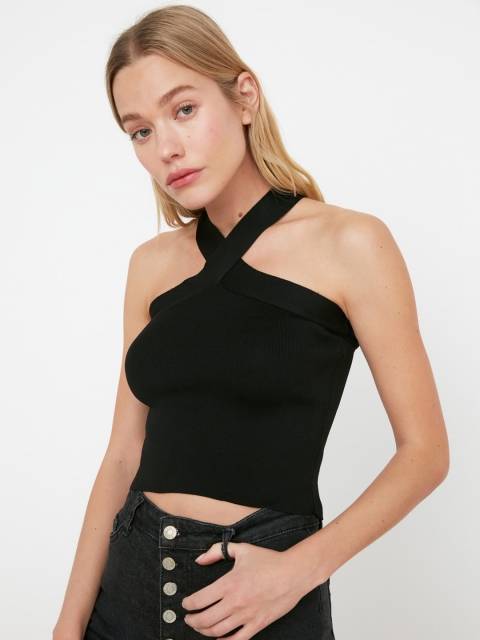 

TRENDYOL COLLECTION Black Solid Ribbed Criss-Cross Neck Crop Fitted Top