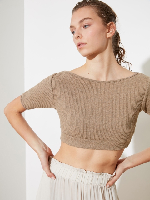 

TRENDYOL COLLECTION Beige Ribbed Pure Cotton Crop Fitted Top