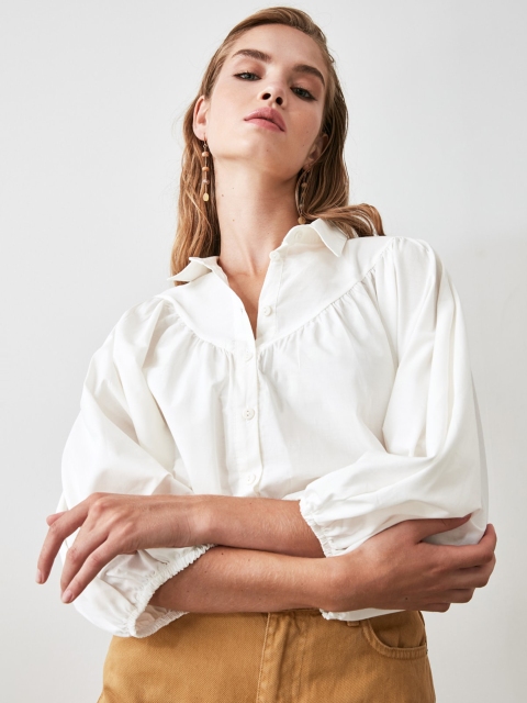 

TRENDYOL COLLECTION Women White Solid Regular Fit Casual Cotton Shirt