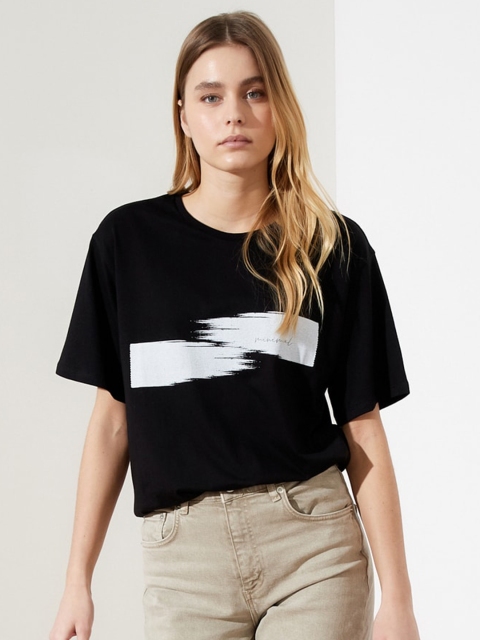 

TRENDYOL COLLECTION Women Black Printed Drop-Shoulder Sleeves T-shirt