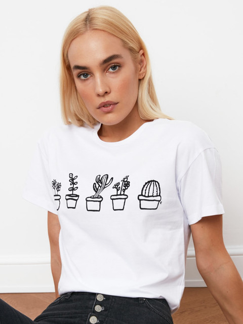 

Trendyol Women White Black Conversational Print Cotton T-shirt
