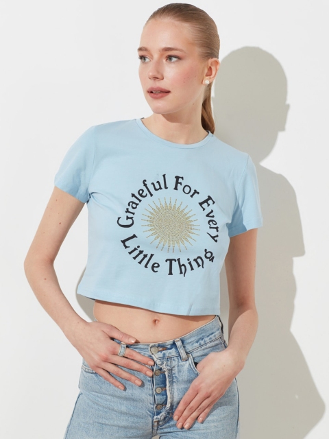 

Trendyol Women Blue Black Printed Embellished Crop Cotton T-shirt