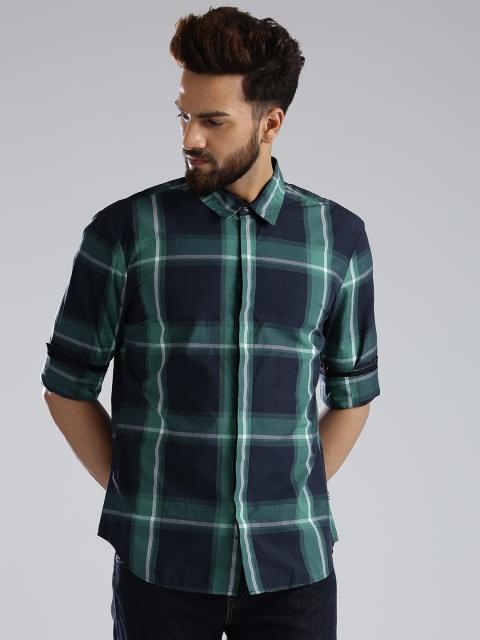 

Levi's Green & Navy Checked Casual Shirt