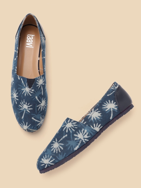

Taavi Women Blue & White Ethnic Motif Print Handcrafted Espadrilles