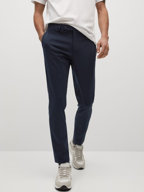 

MANGO MAN Men Navy Blue Non-crease Regular Fit Solid Performance Smart Casual Trousers