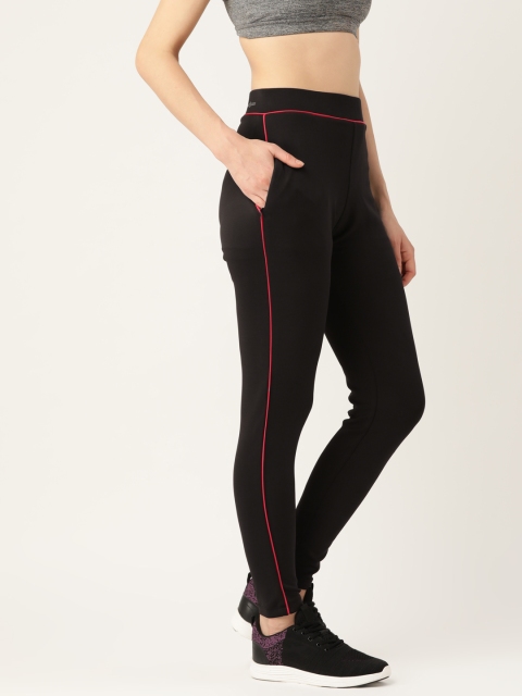 

Sweet Dreams Women Black Solid Cropped Tights
