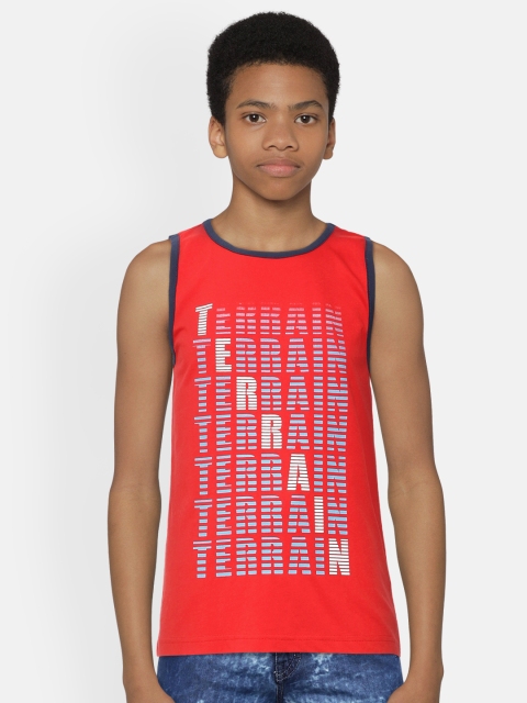 

Indian Terrain Boys Red Printed Pure Cotton Round Neck T-shirt