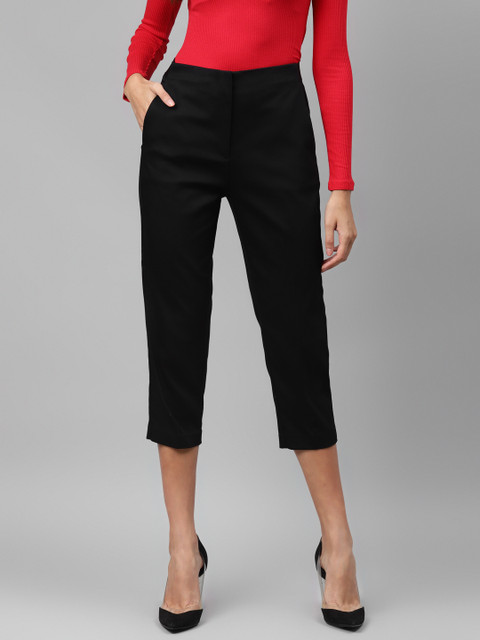 

Marks & Spencer Women Black Regular Fit Solid Three-Fourth Trousers