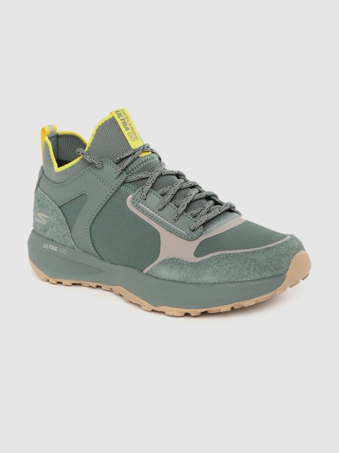 

Skechers Men Green Woven Design Go Trail Jackrabbit Running Shoes