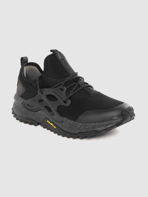 

Skechers Men Black Woven Design BIONIC TRIAL Sneakers