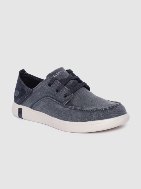 

Skechers Men Navy Blue GLIDE ULTRA - OMANO Sneakers