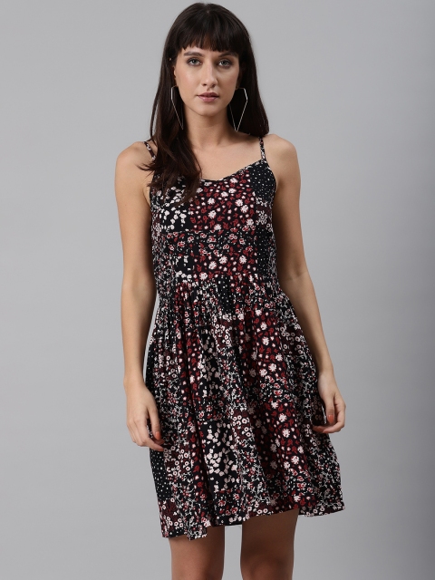 

Trend Arrest Women Black & Maroon Ditsy Floral Print A-Line Dress