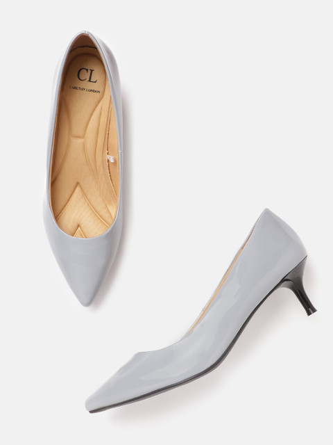 

Carlton London Women Grey Solid Patent Finish Pumps