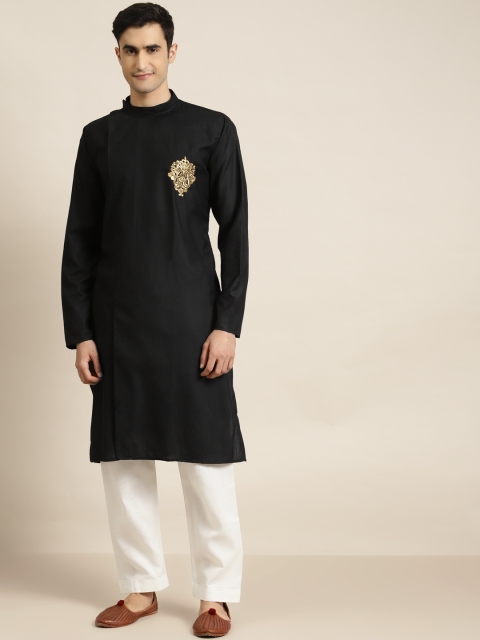

SOJANYA Men Black Solid Thread Work Pure Cotton Straight Kurta