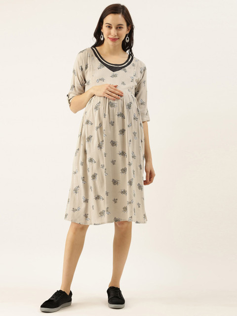 

GOLDSTROMS Women Off-White Floral Printed Fit and Flare Maternity Dress