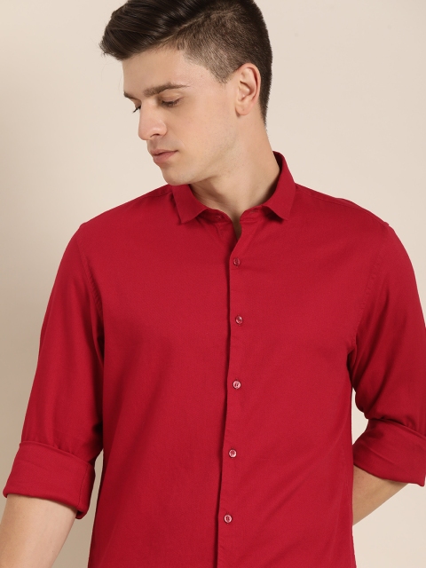 

ether Men Red Pure Cotton Casual Shirt