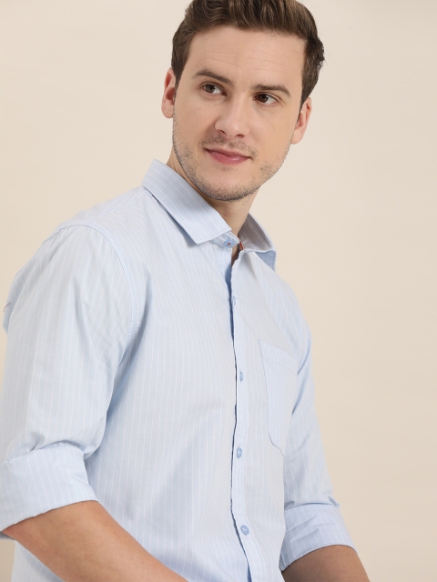 

INVICTUS Men Blue Self-Striped Sport Slim Fit Pure Cotton Casual Shirt