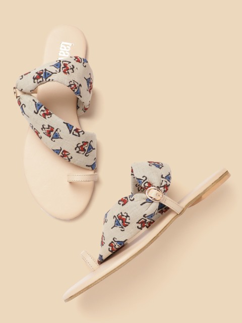 

Taavi Women Beige & Black Ethnic Motifs Print Handcrafted Open Toe Flats
