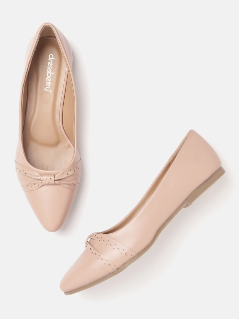 

DressBerry Women Peach-Coloured Ballerinas with Bows