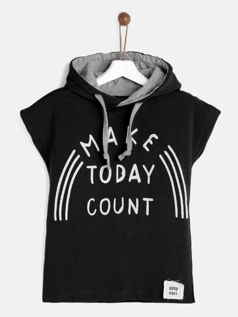 

YK Boys Black White Typography Printed Pure Cotton Hooded Pure Cotton T-shirt