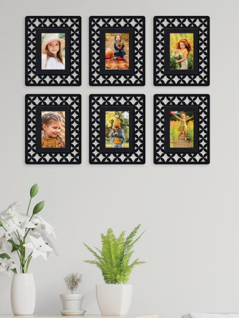 

RANDOM Set Of 4 Black Self-Design Wall Photo Frame