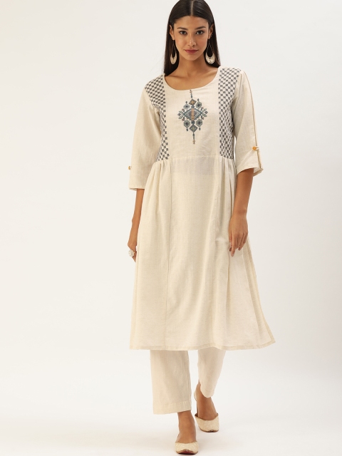 

Touch Trends Off White & Blue Ethnic Motifs Embroidered Thread Work Pure Cotton Thread Work Kurti