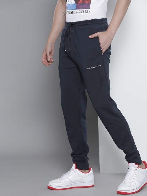 

Tommy Hilfiger Men Navy Blue Solid TECH GLOBAL SWEAT Joggers