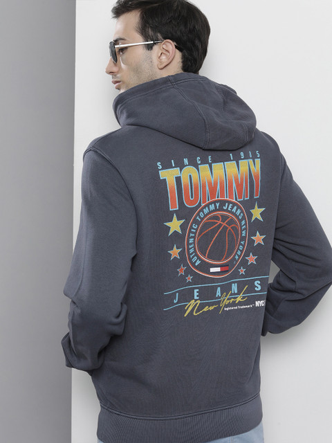 

Tommy Hilfiger Men Navy Blue Printed Hooded Sweatshirt