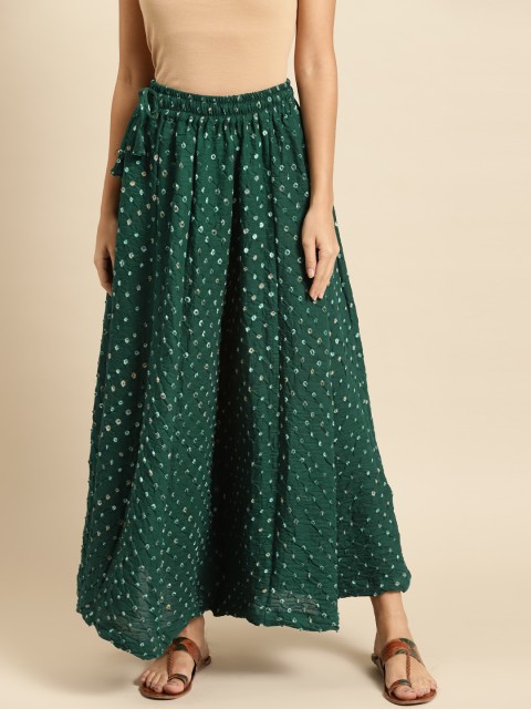 

TAG 7 Women Green & White Hand Made Bandhani Printed Pure Cotton Flared Palazzos