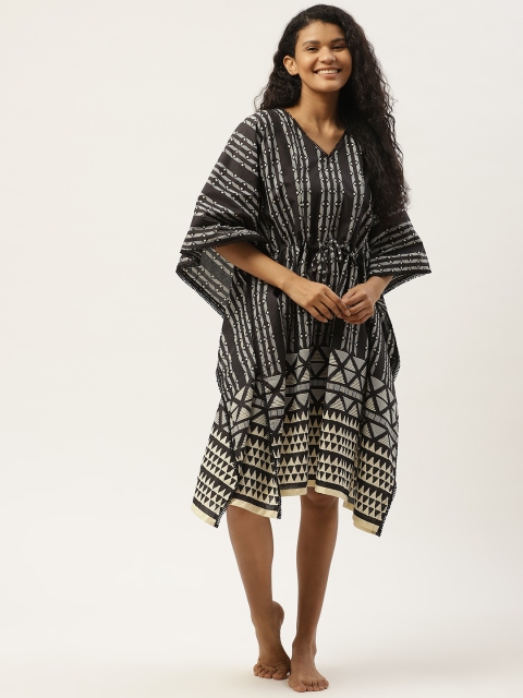 

COTCLO Black & Off-White Geometric Block Print Cotton Kaftan Nightdress