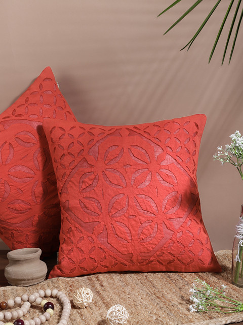 

Taavi Set of 2 Red Floral Applique Square Cotton Cushion Covers