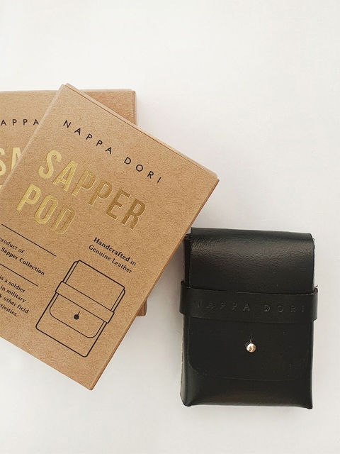 

NAPPADORI Sapper Pod Black Leather Unisex Card Holder