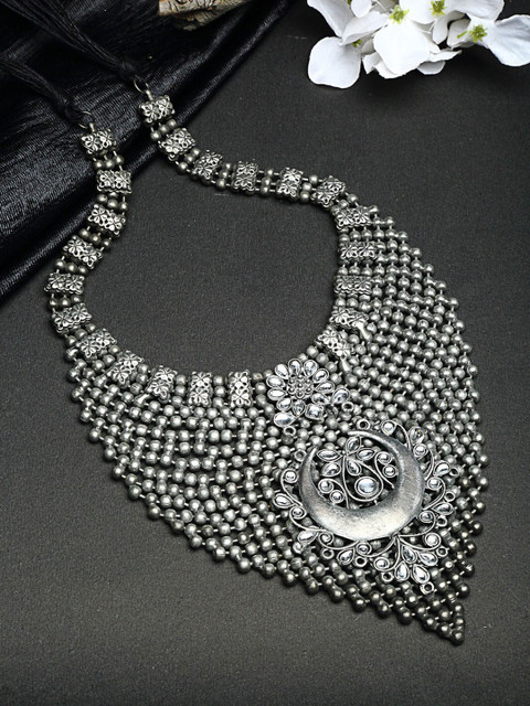 

Moedbuille Silver-Toned Brass Handcrafted Ghungroo Studded Layered Temple Design Necklace